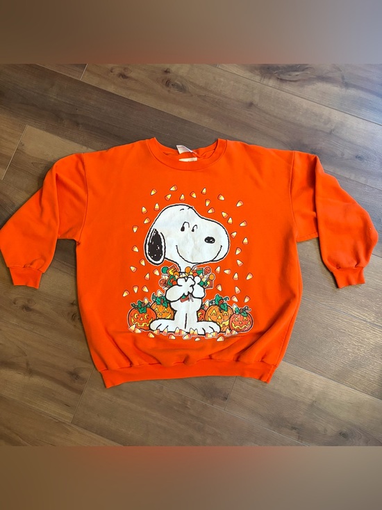 Peanuts Tops - Vintage Peanuts Snoopy Halloween Sweater Crewneck Sweatshirt Size XL Baggy